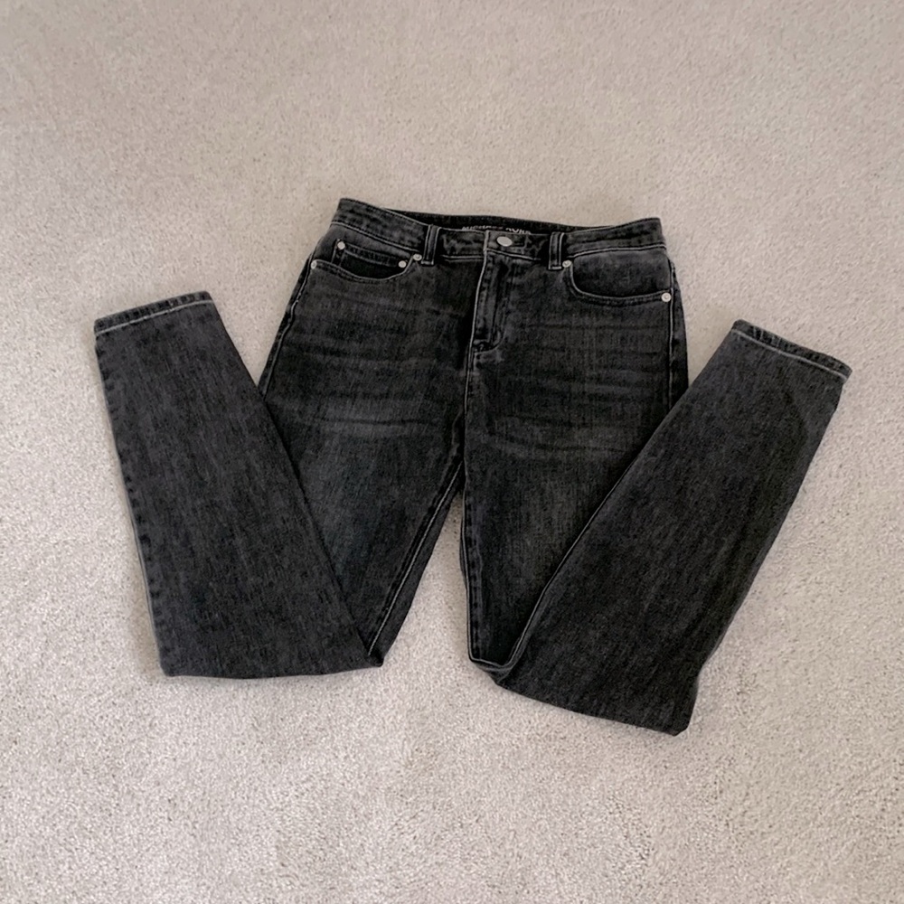 MICHAEL KORS Black Skinny Jeans. Size 4.